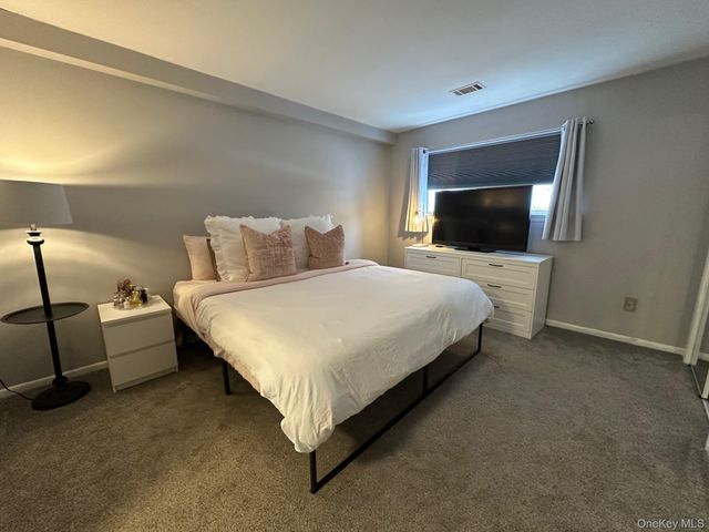 26 Cooper 510, Poughkeepsie, NY 12603