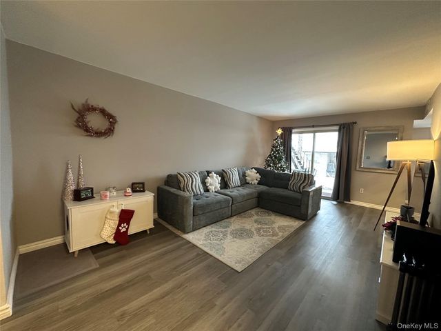 26 Cooper 510, Poughkeepsie, NY 12603