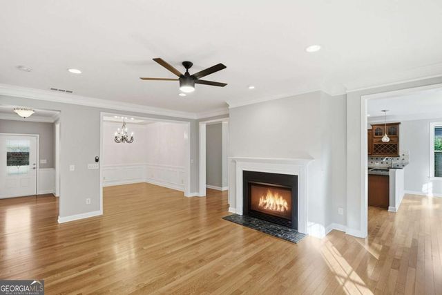 626 Laurel Crossing, Canton, GA 30114