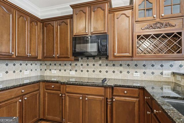 626 Laurel Crossing, Canton, GA 30114