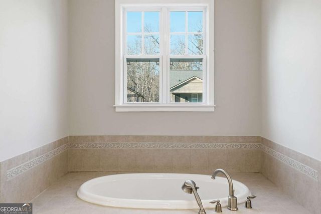 626 Laurel Crossing, Canton, GA 30114