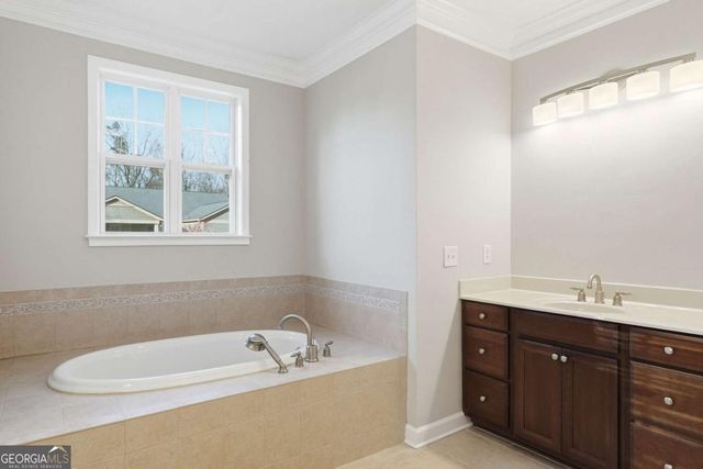 626 Laurel Crossing, Canton, GA 30114