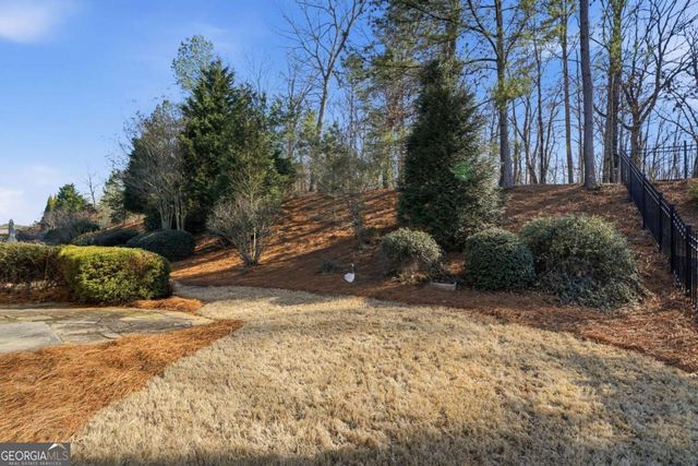 626 Laurel Crossing, Canton, GA 30114