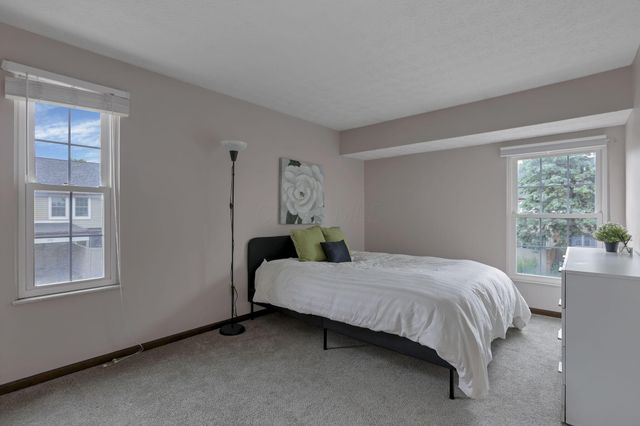 1681 Saint James Court, 25-81, Columbus, OH 43220