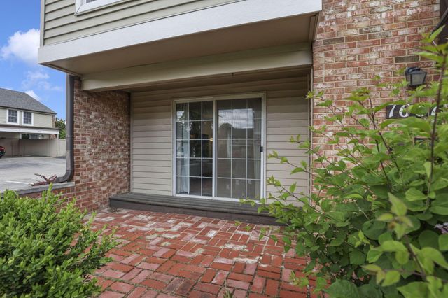 1681 Saint James Court, 25-81, Columbus, OH 43220