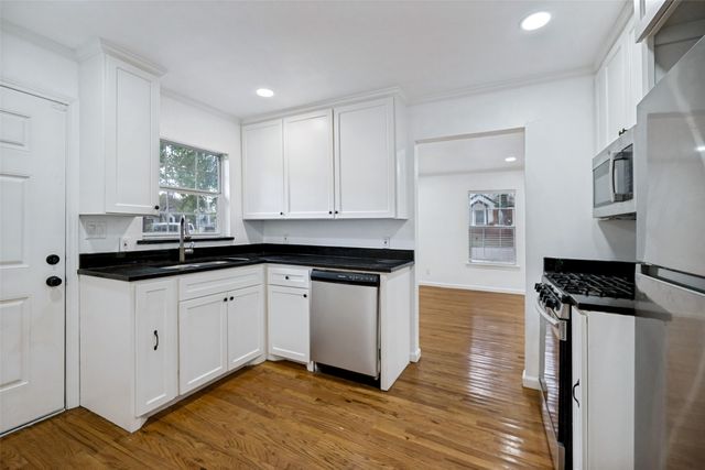 1823 Michigan Avenue, Dallas, TX 75216