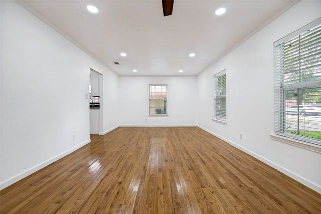 1823 Michigan Avenue, Dallas, TX 75216