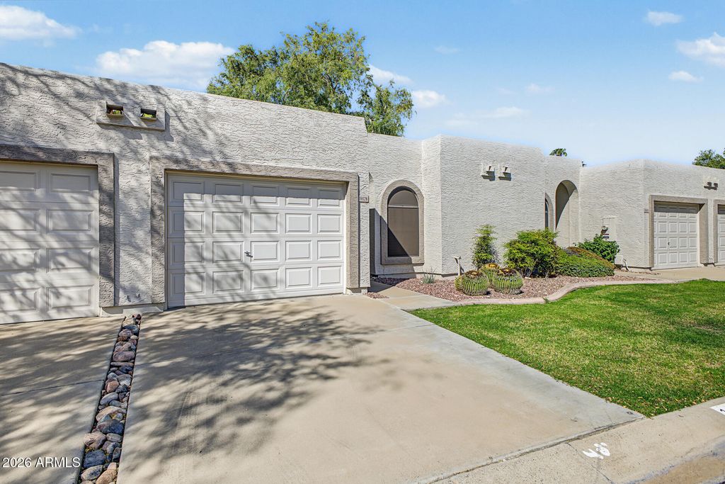 18628 N 93RD Avenue, Peoria, AZ 85382 — photo 2