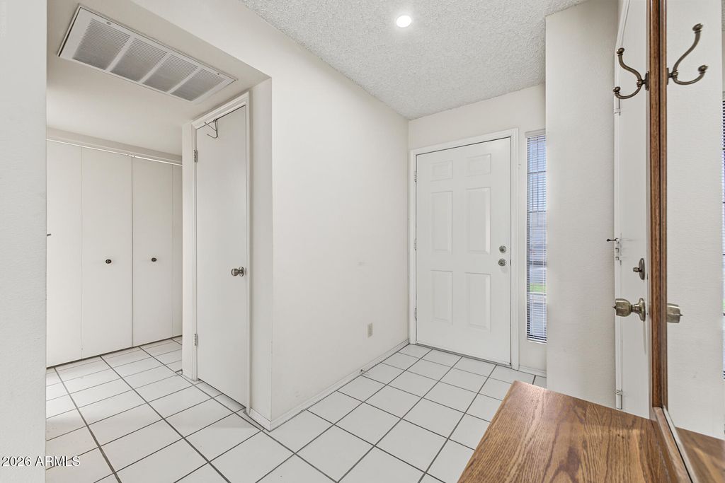18628 N 93RD Avenue, Peoria, AZ 85382 — photo 5
