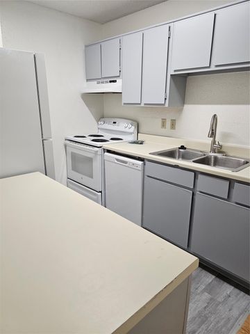 2750 Holly Hall Street 712, Houston, TX 77054