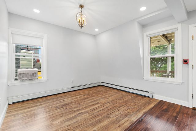 104 Thorndike St 3, Cambridge, MA 02141