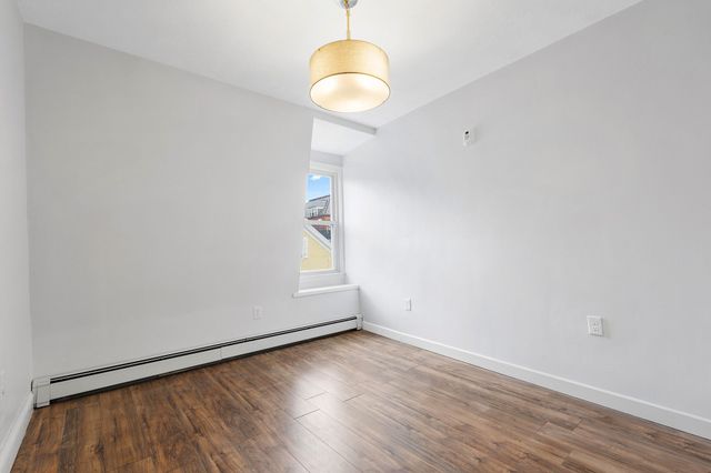104 Thorndike St 3, Cambridge, MA 02141