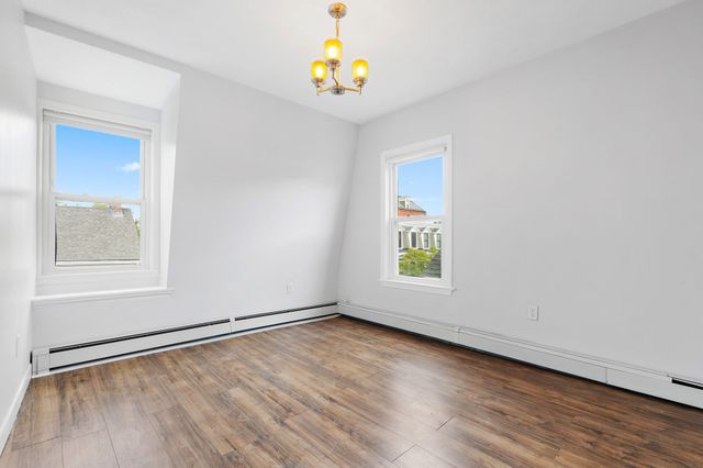 104 Thorndike St 3, Cambridge, MA 02141