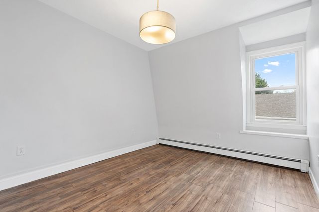 104 Thorndike St 3, Cambridge, MA 02141