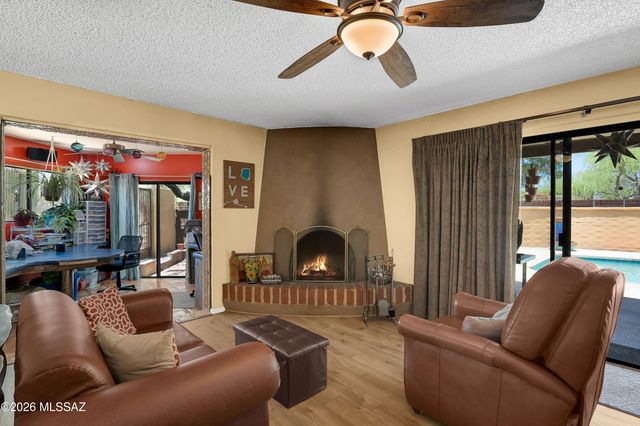 7411 E Calle Cabo, Tucson, AZ 85750