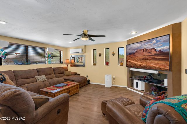 7411 E Calle Cabo, Tucson, AZ 85750