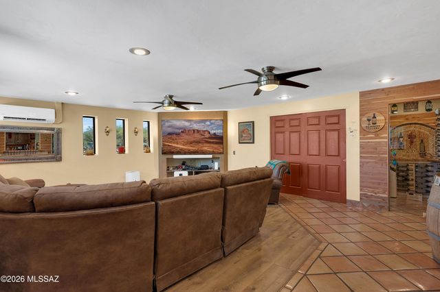 7411 E Calle Cabo, Tucson, AZ 85750
