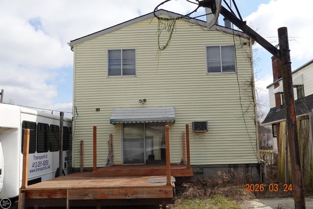 13417 Robson Avenue, Detroit, MI 48227