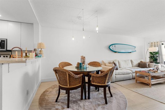 301 87TH AVENUE 204, St Pete Beach, FL 33706