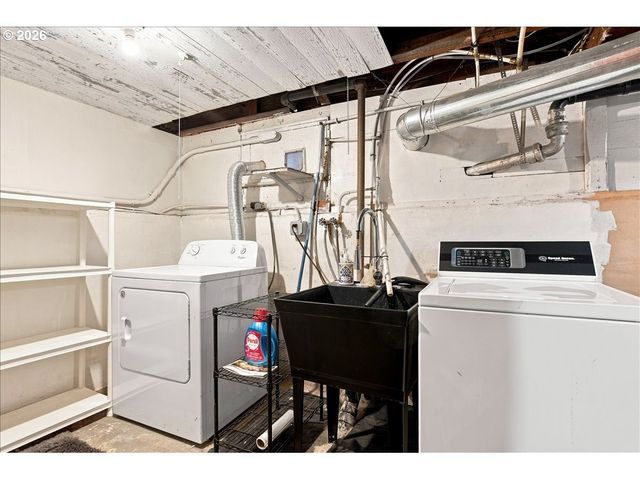 4843 Ne 31ST Ave, Portland, OR 97211