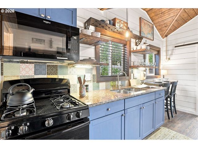 4843 Ne 31ST Ave, Portland, OR 97211