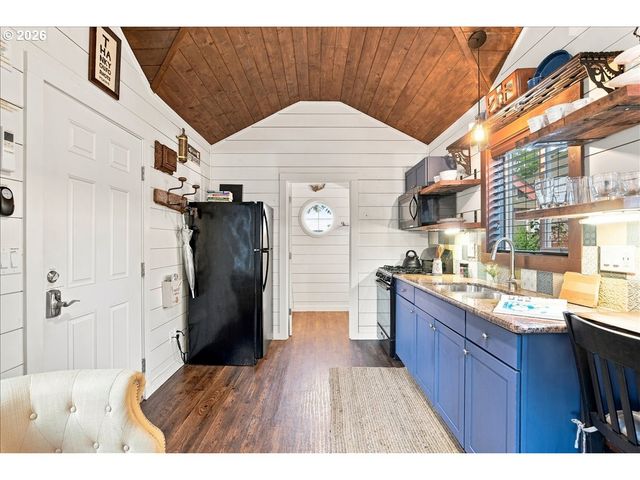 4843 Ne 31ST Ave, Portland, OR 97211