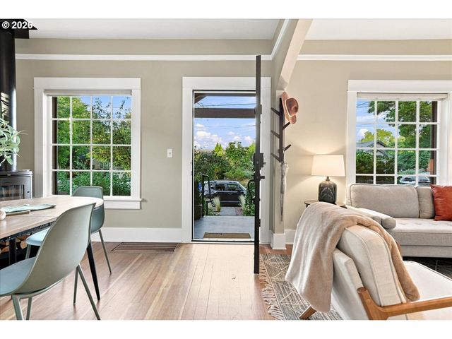 4843 Ne 31ST Ave, Portland, OR 97211