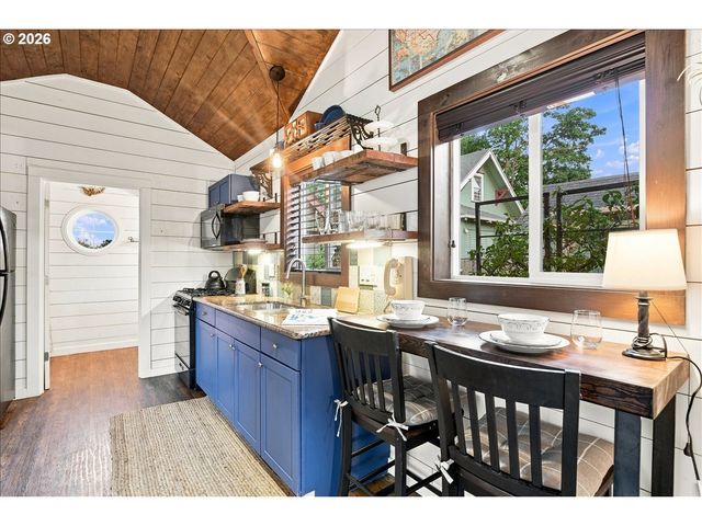 4843 Ne 31ST Ave, Portland, OR 97211
