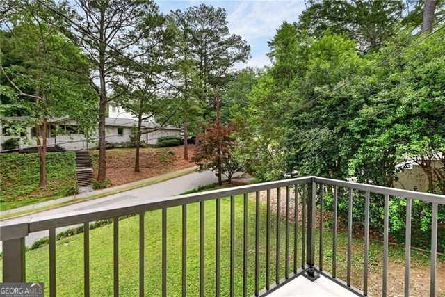 656 Channing Drive NW, Atlanta, GA 30318