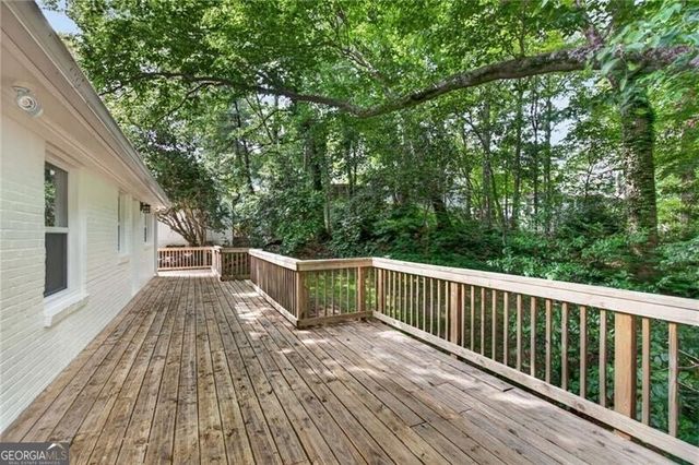 656 Channing Drive NW, Atlanta, GA 30318