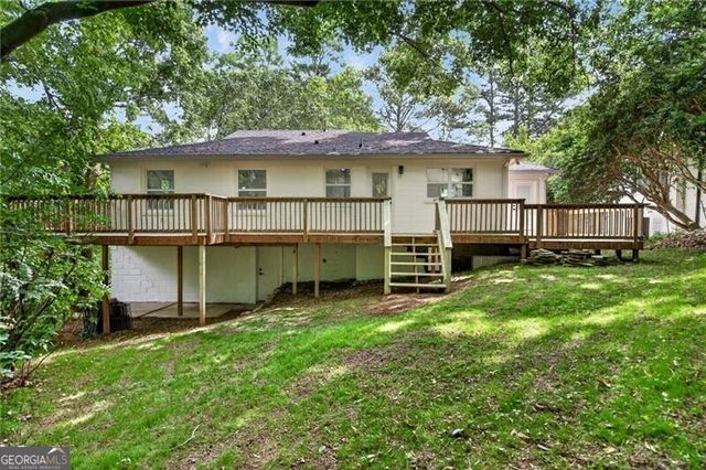 656 Channing Drive NW, Atlanta, GA 30318