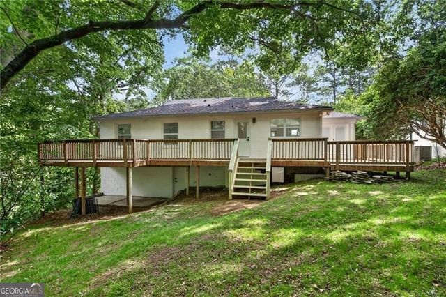 656 Channing Drive NW, Atlanta, GA 30318