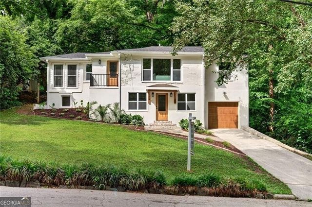 656 Channing Drive NW, Atlanta, GA 30318