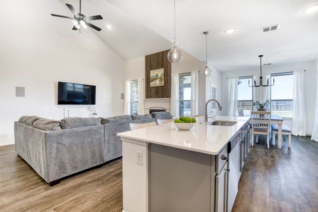 1437 Pleasant Knoll Trail, Aubrey, TX 76227