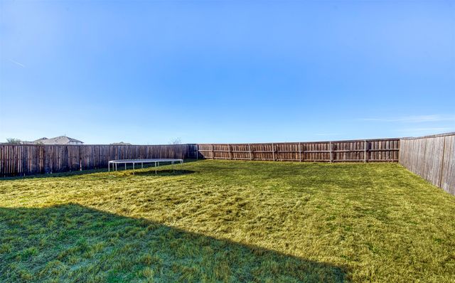 1437 Pleasant Knoll Trail, Aubrey, TX 76227