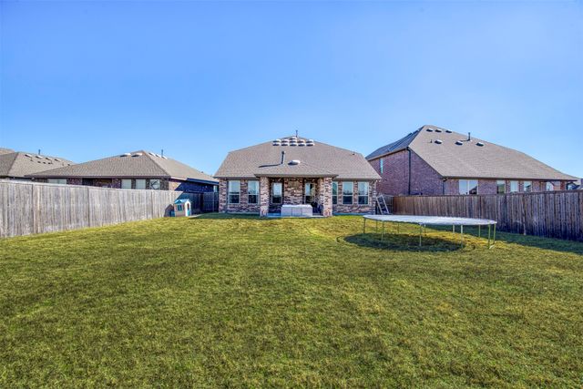 1437 Pleasant Knoll Trail, Aubrey, TX 76227