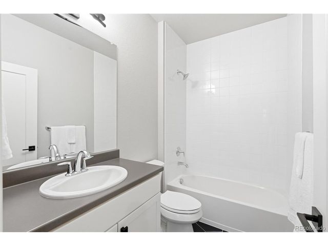 969 Arapahoe Cir, Louisville, CO 80027