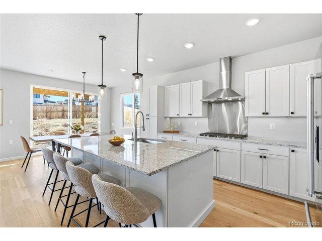 969 Arapahoe Cir, Louisville, CO 80027