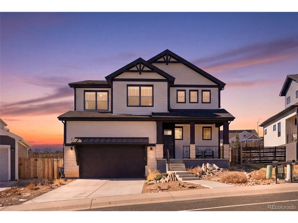 969 Arapahoe Cir, Louisville, CO 80027