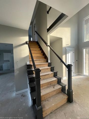34938 Cardinal Lane, Richmond, MI 48062