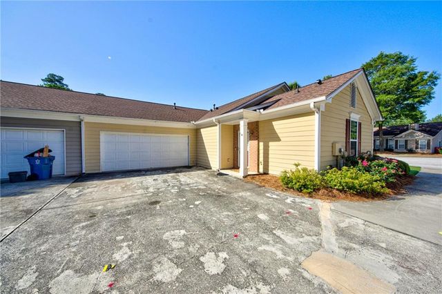 172 Camry Lane, Grayson, GA 30017