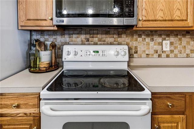 172 Camry Lane, Grayson, GA 30017