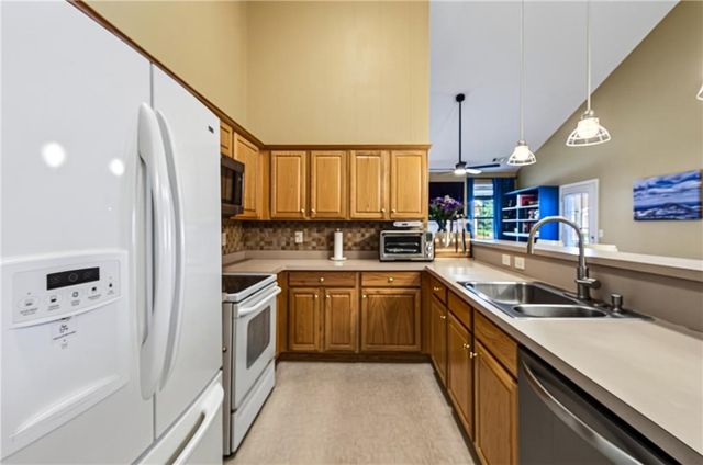 172 Camry Lane, Grayson, GA 30017