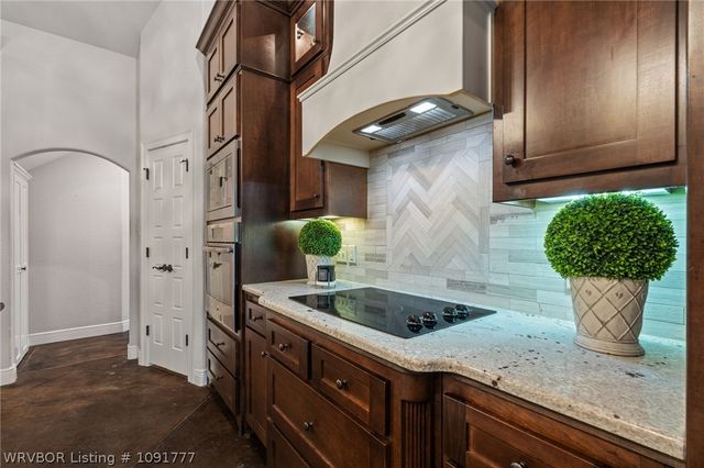 8409 Stoneshire Drive, Fort Smith, AR 72916