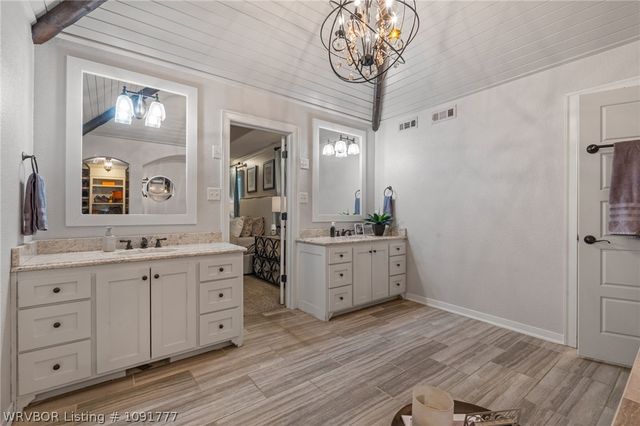 8409 Stoneshire Drive, Fort Smith, AR 72916