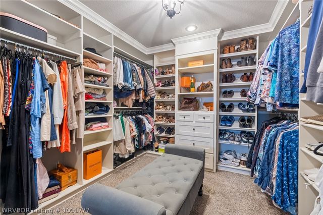 8409 Stoneshire Drive, Fort Smith, AR 72916