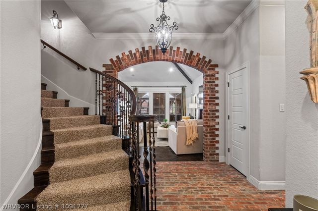 8409 Stoneshire Drive, Fort Smith, AR 72916