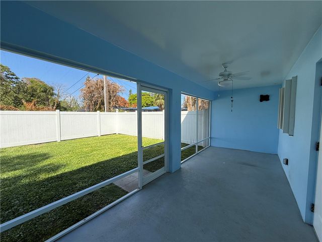 855 6th Avenue, Vero Beach, FL 32960