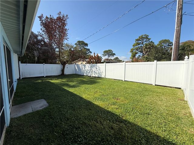 855 6th Avenue, Vero Beach, FL 32960