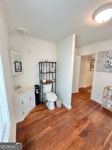 709 Virginia Avenue, Glennville, GA 30427